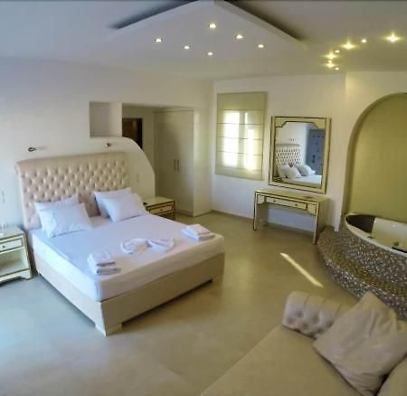 Queen Boutique Suites Mykonos Town Exteriör bild