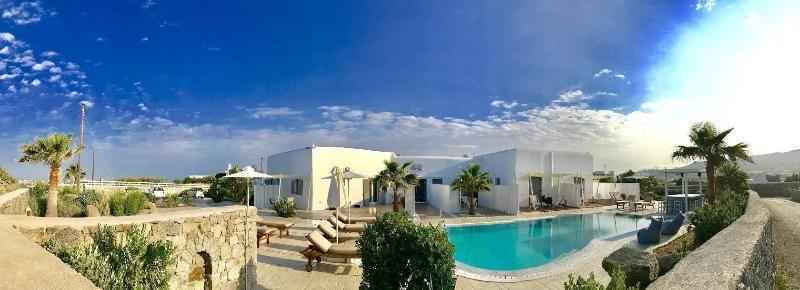 Queen Boutique Suites Mykonos Town Exteriör bild