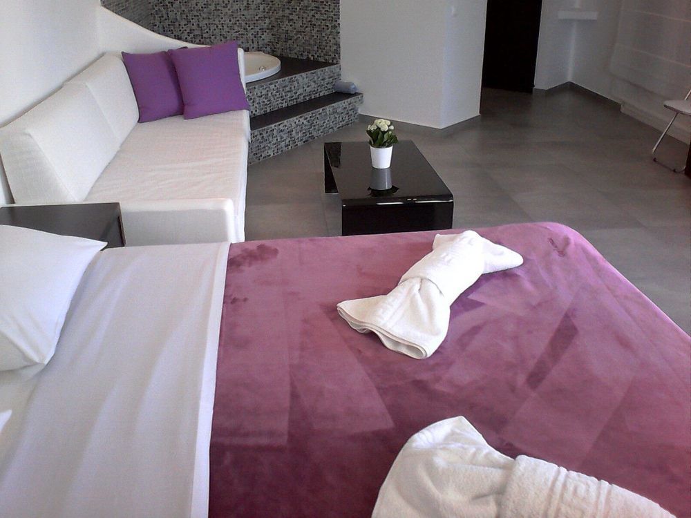 Queen Boutique Suites Mykonos Town Exteriör bild