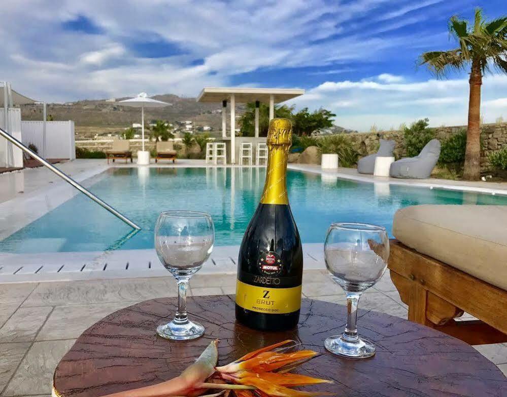 Queen Boutique Suites Mykonos Town Exteriör bild